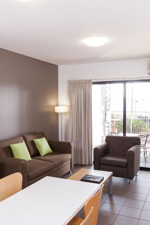 Majestic Oasis Apartments - Accommodation Nelson Bay 17