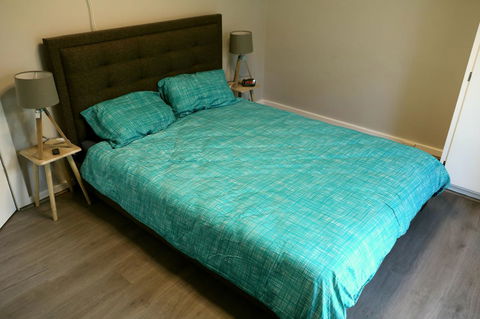 The Purple Door On Seaview - Nelsons Bay Accommodation 13