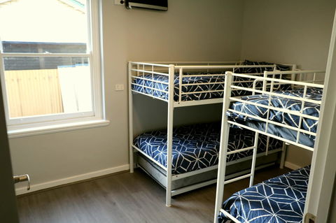 The Purple Door On Seaview - Nelsons Bay Accommodation 14