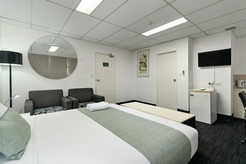 Cosmo On Bank - Accommodation Nelson Bay 9