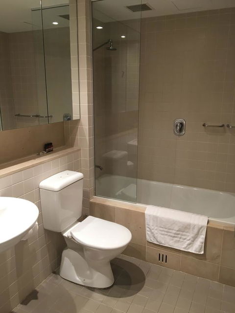Glenelg Beach Studio - Accommodation Nelson Bay 4