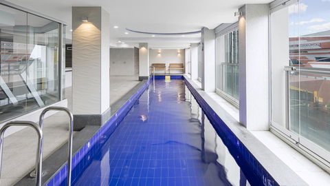 Oaks Adelaide Embassy Suites - Nelsons Bay Accommodation 8