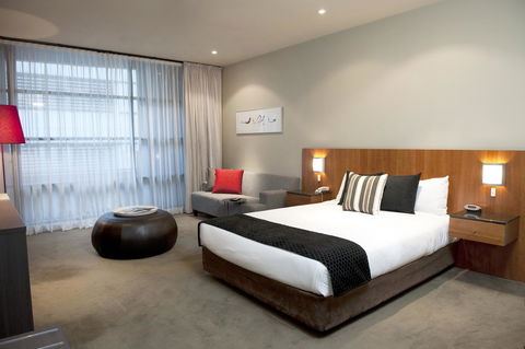 Mantra Hindmarsh Square - Accommodation Nelson Bay 19
