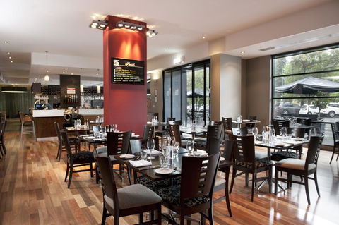Mantra Hindmarsh Square - Accommodation Nelson Bay 10