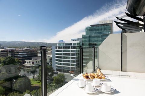 Mantra Hindmarsh Square - Accommodation Nelson Bay 4