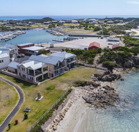 Aloha Accommodation - Nelson Bay Accommodation.com