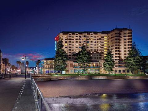 Stamford Grand Adelaide - Nelsons Bay Accommodation 0