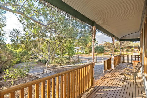 Rustic On 13th - Accommodation Nelson Bay 20