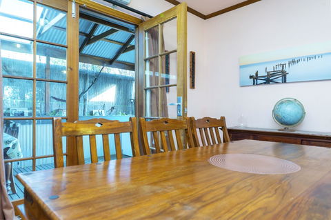 Rustic On 13th - Accommodation Nelson Bay 15