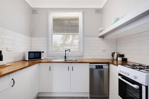 Cute And Cosy - Events, Workers, Getaways - Accommodation Nelson Bay 9