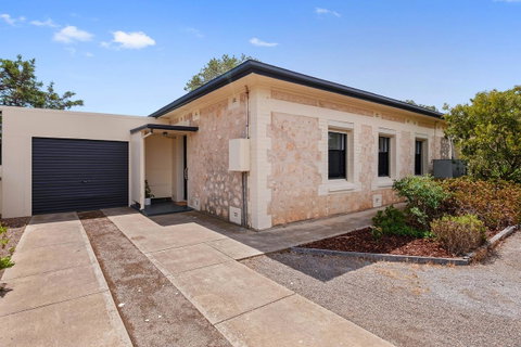 Cute And Cosy - Events, Workers, Getaways - Accommodation Nelson Bay 14