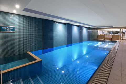 Oaks Glenelg Plaza Pier Suites - Accommodation Nelson Bay 8