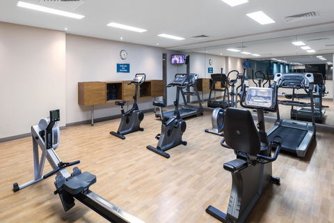 Oaks Glenelg Plaza Pier Suites - Accommodation Nelson Bay 7