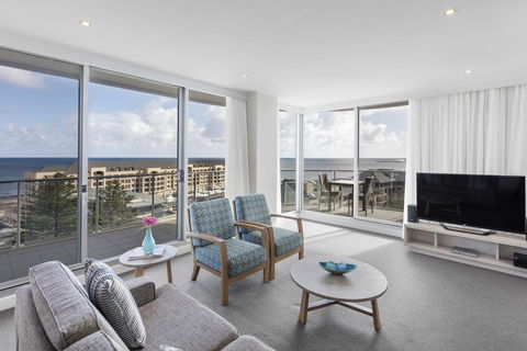 Oaks Glenelg Liberty Suites - Nelsons Bay Accommodation 36