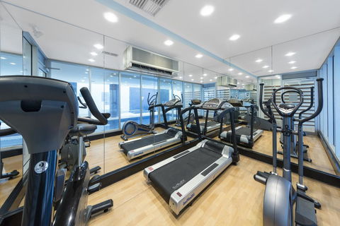 Oaks Glenelg Liberty Suites - Nelsons Bay Accommodation 5