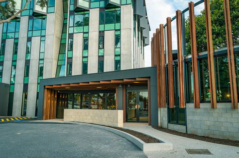 Marion Hotel - Accommodation Nelson Bay 0