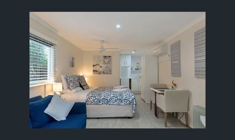 Wintergarden Beach Cabin - Accommodation Nelson Bay 6