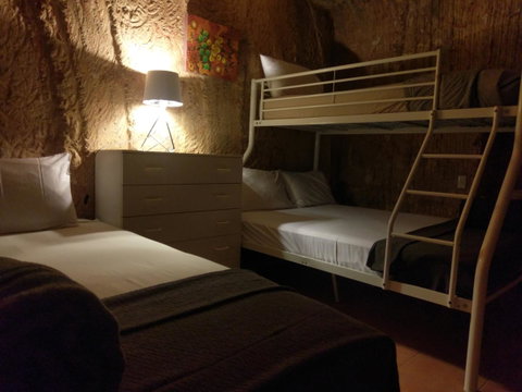 Zen Underground B&B - Accommodation Nelson Bay 12