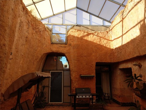 Zen Underground B&B - Accommodation Nelson Bay 8