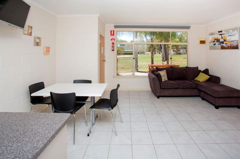 Discovery Parks - Lake Bonney - Nelsons Bay Accommodation 10