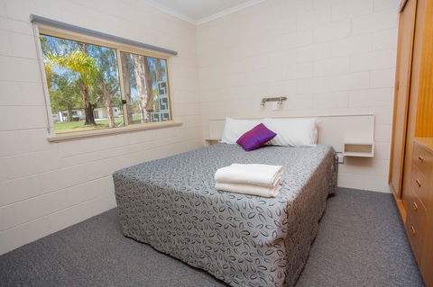 Discovery Parks - Lake Bonney - Nelsons Bay Accommodation 1
