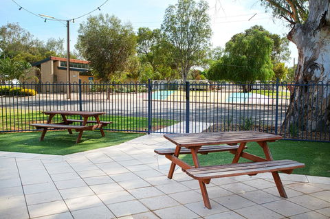 Discovery Parks - Lake Bonney - Nelsons Bay Accommodation 38