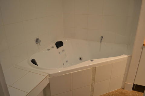 Tin House In Tanunda - Accommodation Nelson Bay 6