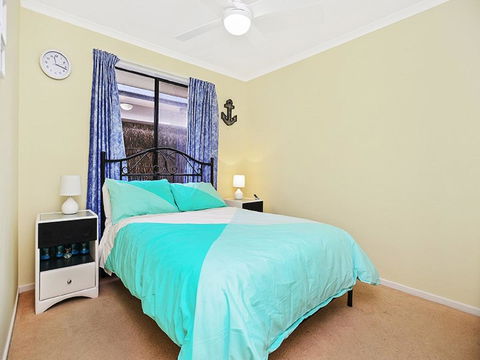 Lakeside - Encounter Bay - Accommodation Nelson Bay 11