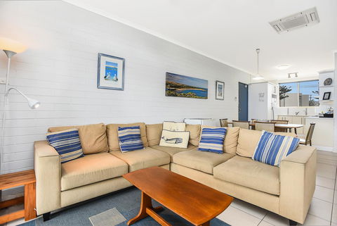 The Dolphins Beachfront Apartments - Accommodation Nelson Bay 11