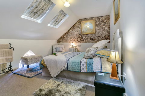 \'THE CHURCH\' Guest Home, Gawler Barossa Region - Nelsons Bay Accommodation 7