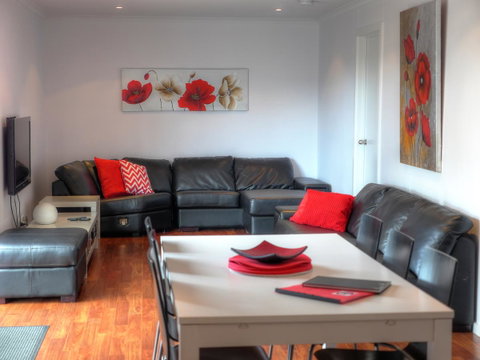 Home On Torrens - Accommodation Nelson Bay 24