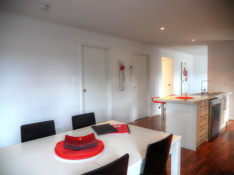 Home On Torrens - Accommodation Nelson Bay 21