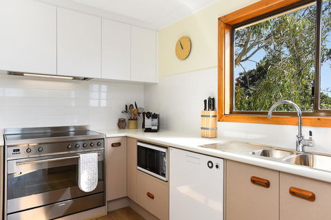 Port Of Call - Port Willunga - C21 SouthCoast Holidays - Accommodation Nelson Bay 7
