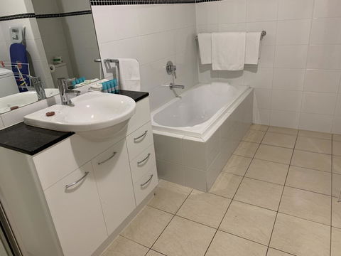 Ensenada Motor Inn And Suites - Accommodation Nelson Bay 27