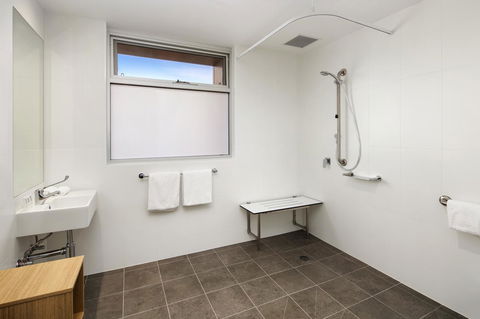 Quest Port Adelaide - Nelsons Bay Accommodation 15