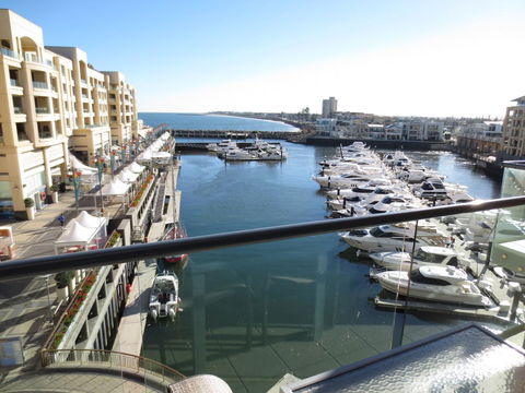 Lights Landing Apartments - Accommodation Nelson Bay 4