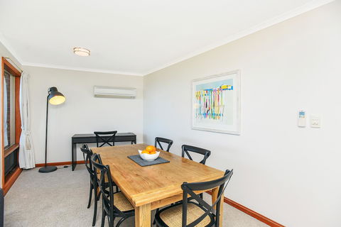 Franklin Beachfront Apartments - Accommodation Nelson Bay 7