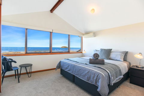 Franklin Beachfront Apartments - Accommodation Nelson Bay 13