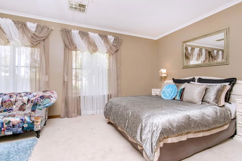 Barossa Retro BnB - Accommodation Nelson Bay 8