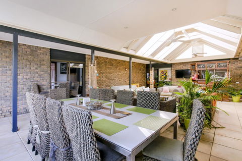 Barossa Retro BnB - Accommodation Nelson Bay 6