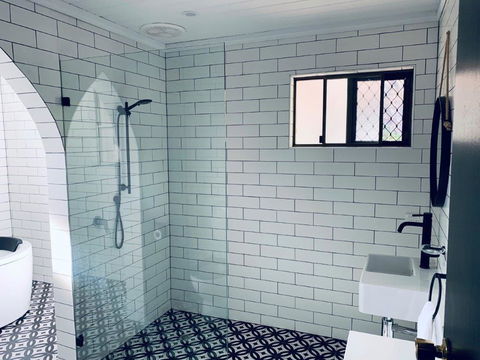 The Manor Basket Range - Accommodation Nelson Bay 10