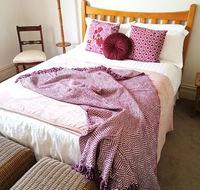 Hilda Anna's - Accommodation Nelson Bay