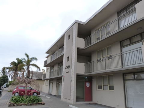Glenelg Holiday Apartments - Corfu - Accommodation Nelson Bay 1