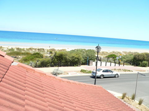 Brighton Beach House - Accommodation Nelson Bay 11
