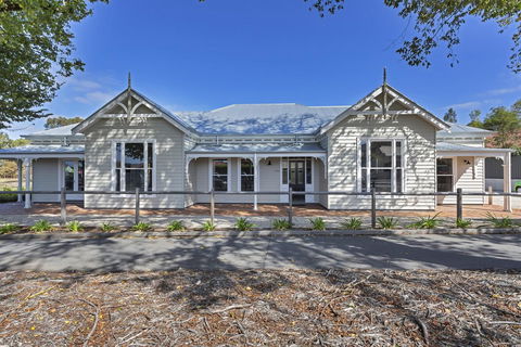 Grandview Accommodation - The Elm Tree Apartments - Accommodation Nelson Bay 30