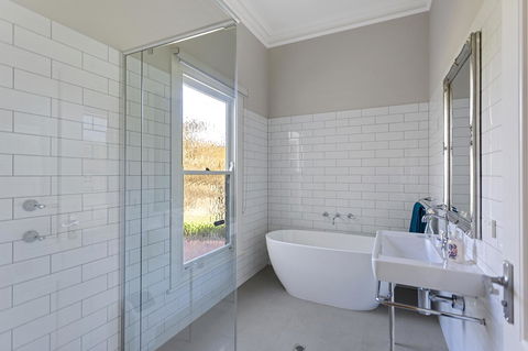 Grandview Accommodation - The Elm Tree Apartments - Accommodation Nelson Bay 19