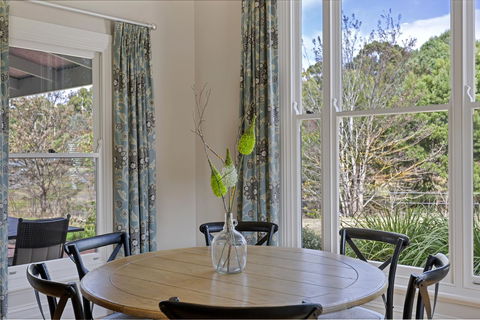 Grandview Accommodation - The Elm Tree Apartments - Accommodation Nelson Bay 8