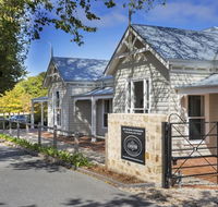Grandview Homes Accommodation - The Adelaide - Accommodation Nelson Bay