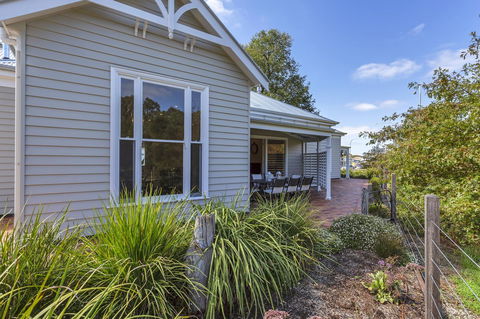 Grandview Accommodation - The Elm Tree Apartments - Accommodation Nelson Bay 24