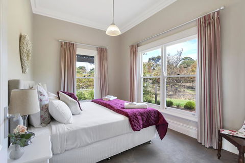 Grandview Accommodation - The Elm Tree Apartments - Accommodation Nelson Bay 12